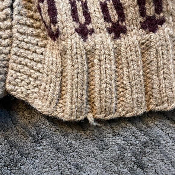 Vintage Handknit Cowichan Reindeer Pattern Sweater Cardigan - Picture 3 of 7